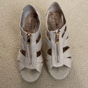 Target wedges